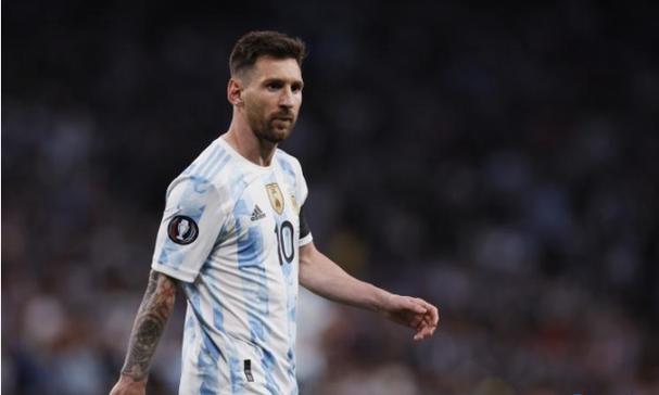 中国变了，“美式”星巴克扛不住了